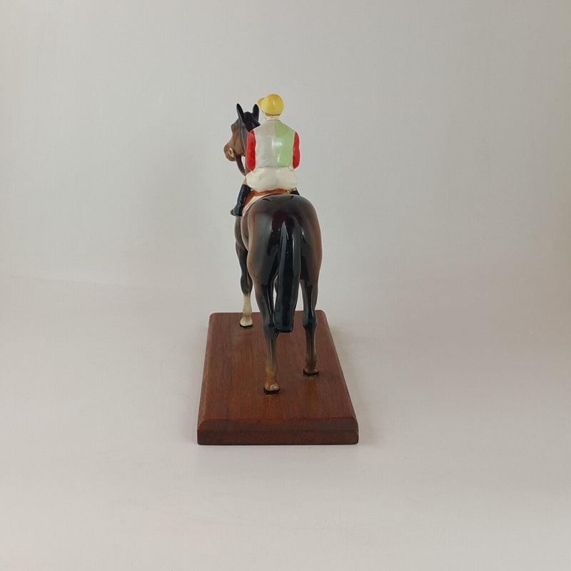 Beswick Horse Figurine Model 1862 - Horse and Jockey No 12 - 6705 BSK