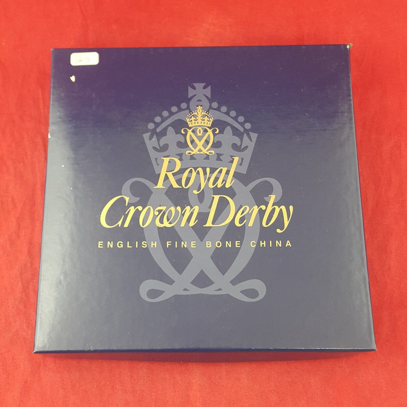 Royal Crown Derby Elizabeth II 70th Birthday Plate Plate - 8057 RCD