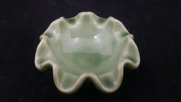 Wade Whimsies Mini Green Bowl/Tray - Chipped/Damaged