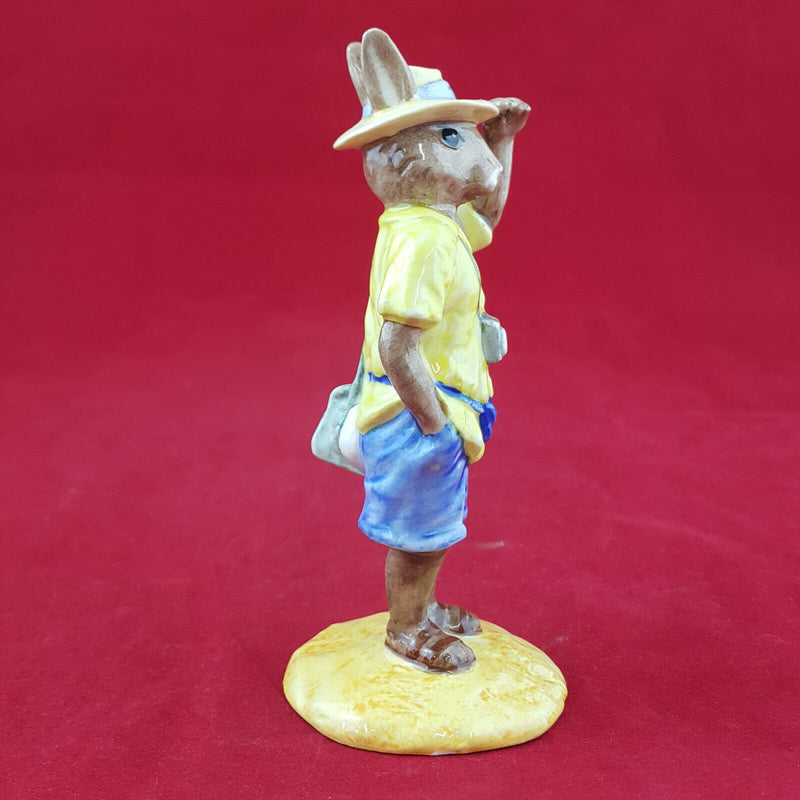 Royal Doulton Bunnykins - Tourist DB190 – RD 927