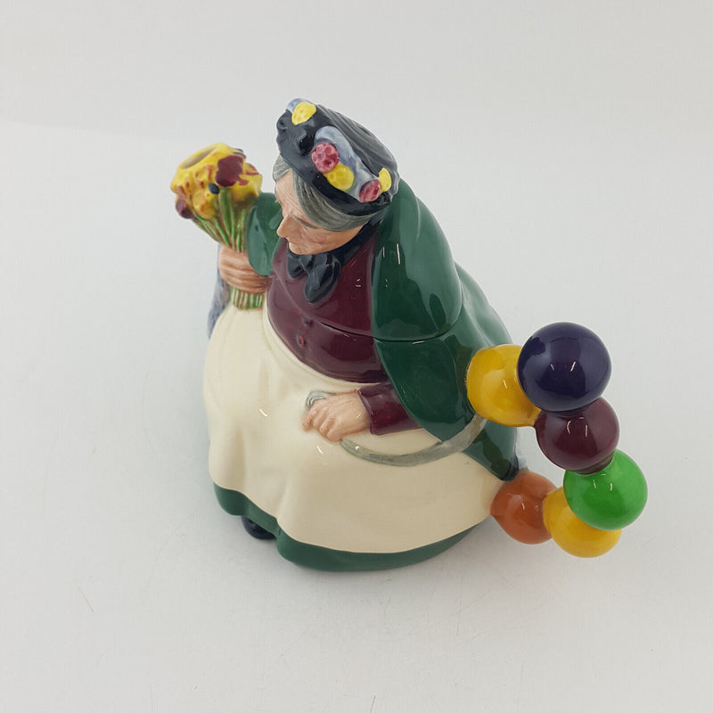 Royal Doulton Teapot - Old Balloon Seller D6855 – RD 1528