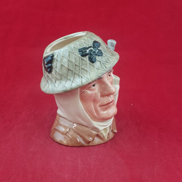 Royal Doulton Small Character Jug D6876 - The Soldier - 6779 RD
