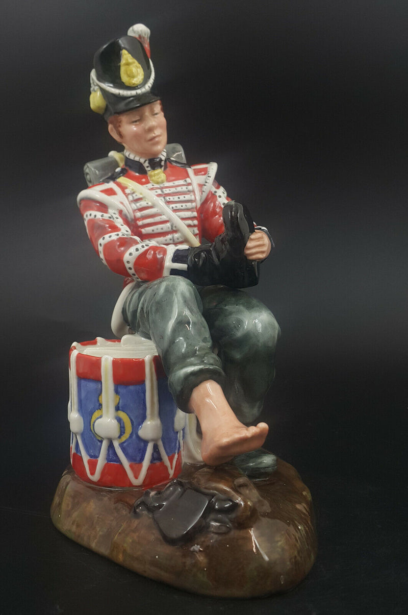 Royal Doulton Figurine Drummer Boy HN2679