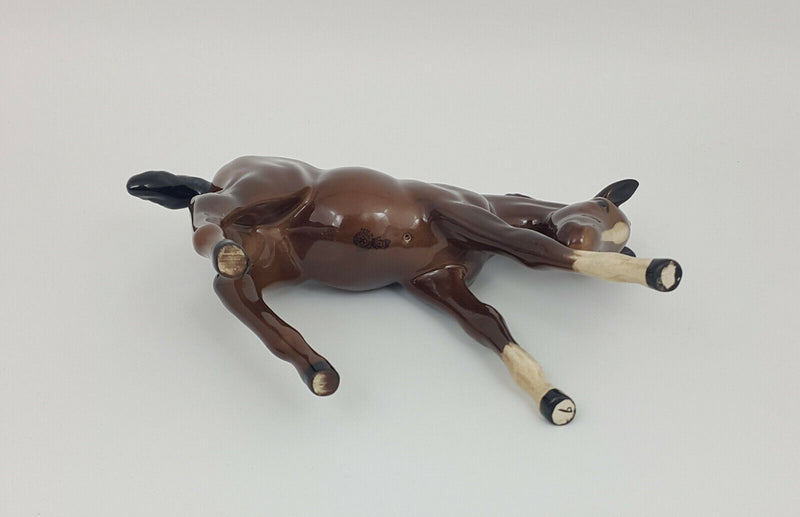 Royal Doulton Foal DA77 Large Head Down