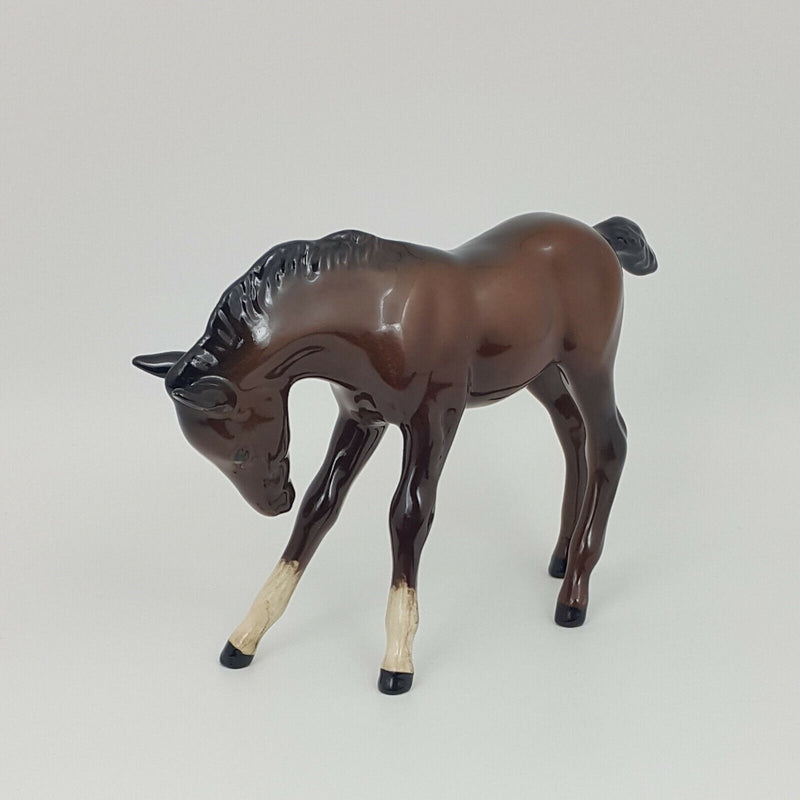 Royal Doulton Foal DA77 Large Head Down