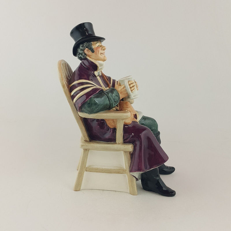 Royal Doulton Figurine HN2282 The Coachman - 7286 RD