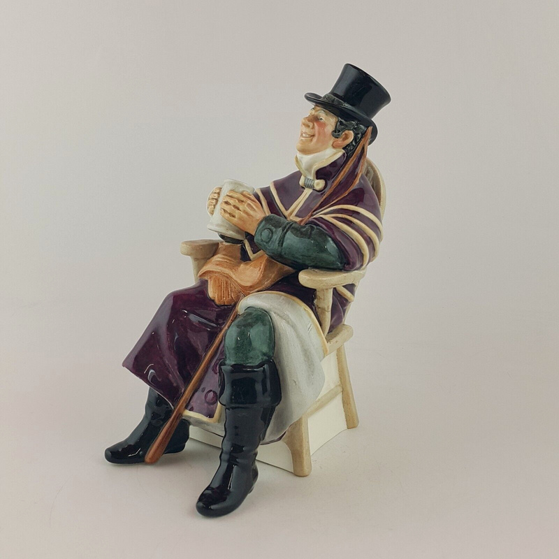 Royal Doulton Figurine HN2282 The Coachman - 7286 RD