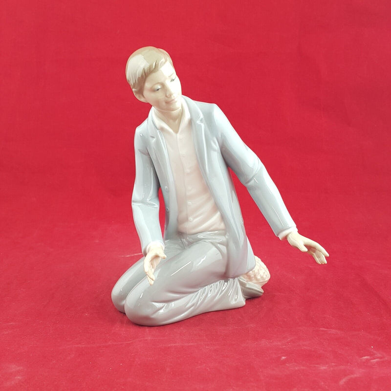 Lladro - Caring Father 6972 (Boxed) - 7312 L/N