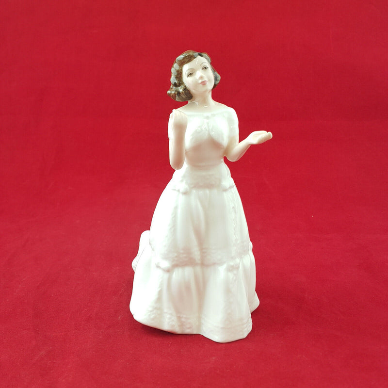 Royal Doulton Figurine - Welcome HN3764 – RD 963