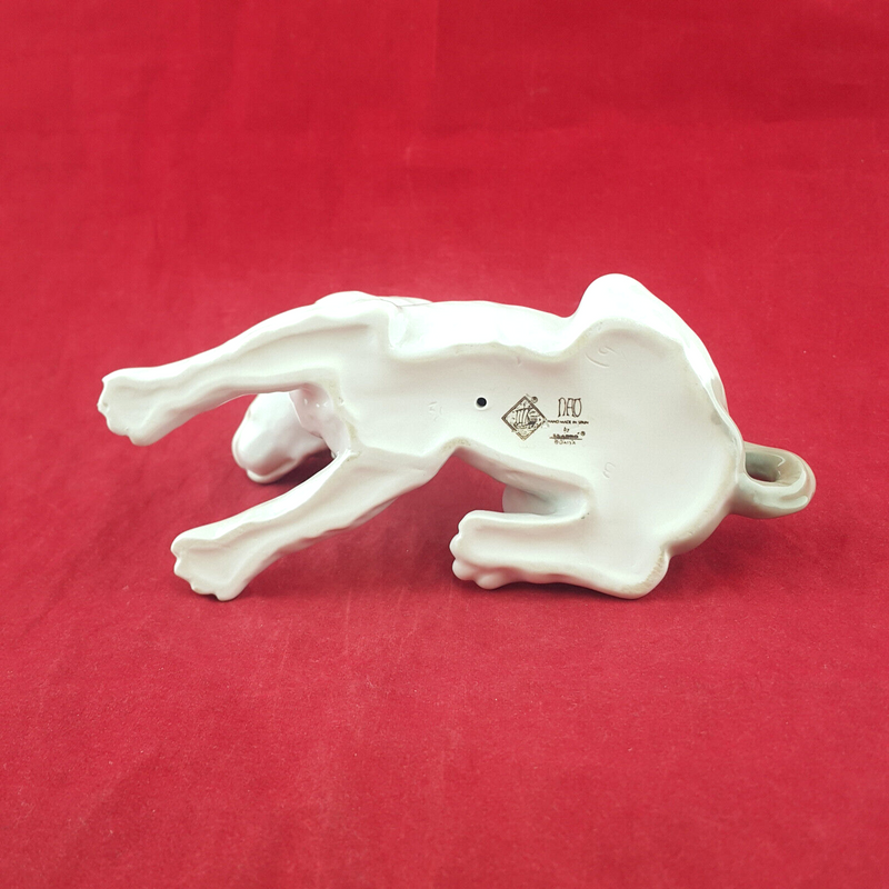 Nao By Lladro - Dog Lying Down 3550 - L/N 2360