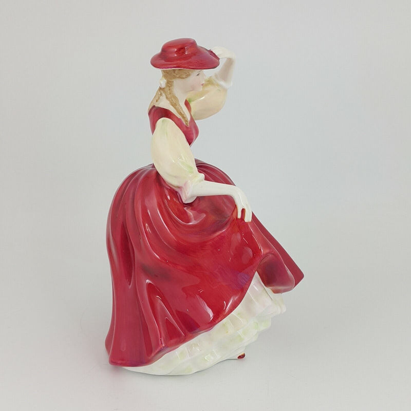 Royal Doulton Figurine HN2399 - Buttercup - 5740 RD