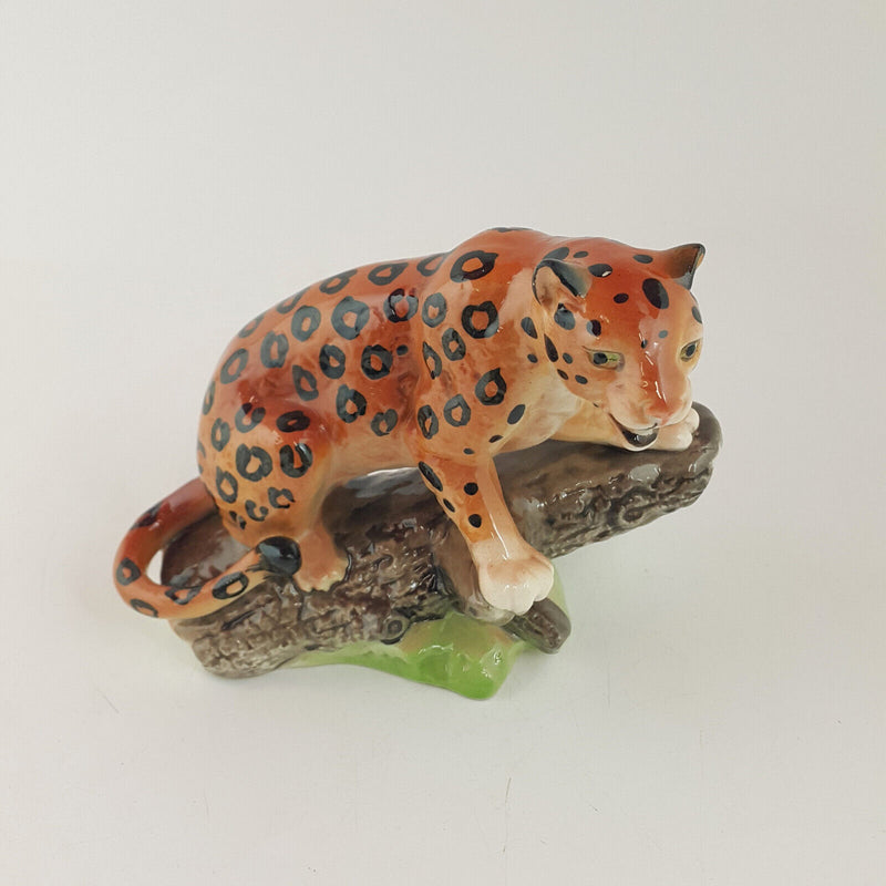 Continental Felis Pardus Leopard Figurine - TF 152