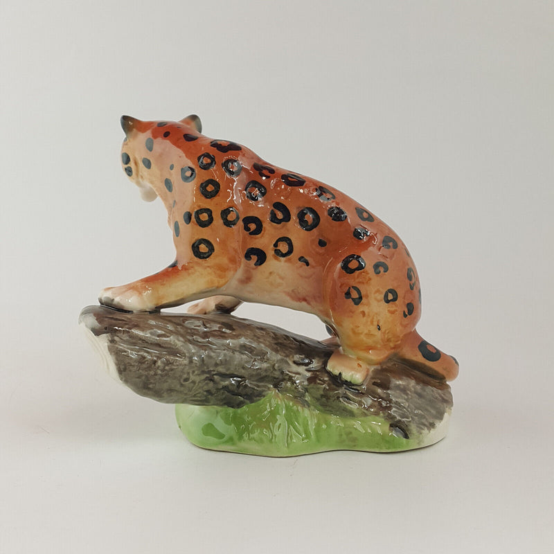 Continental Felis Pardus Leopard Figurine - TF 152