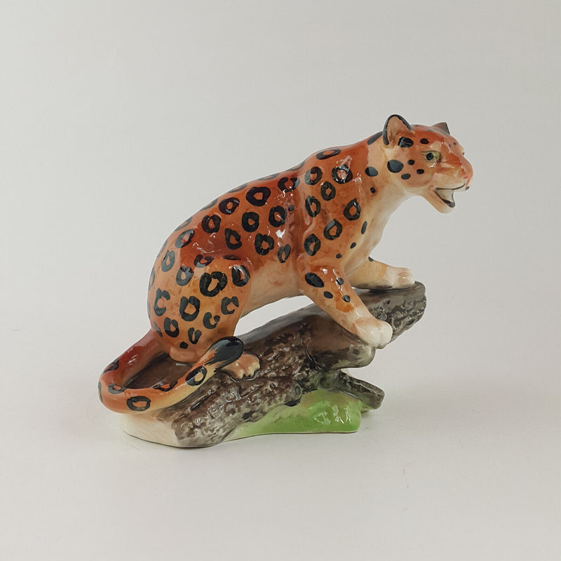 Continental Felis Pardus Leopard Figurine - TF 152