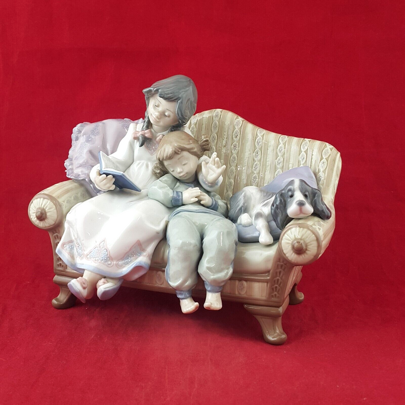 Lladro Porcelain Figurine 5735 Big Sister - 8048 L/N