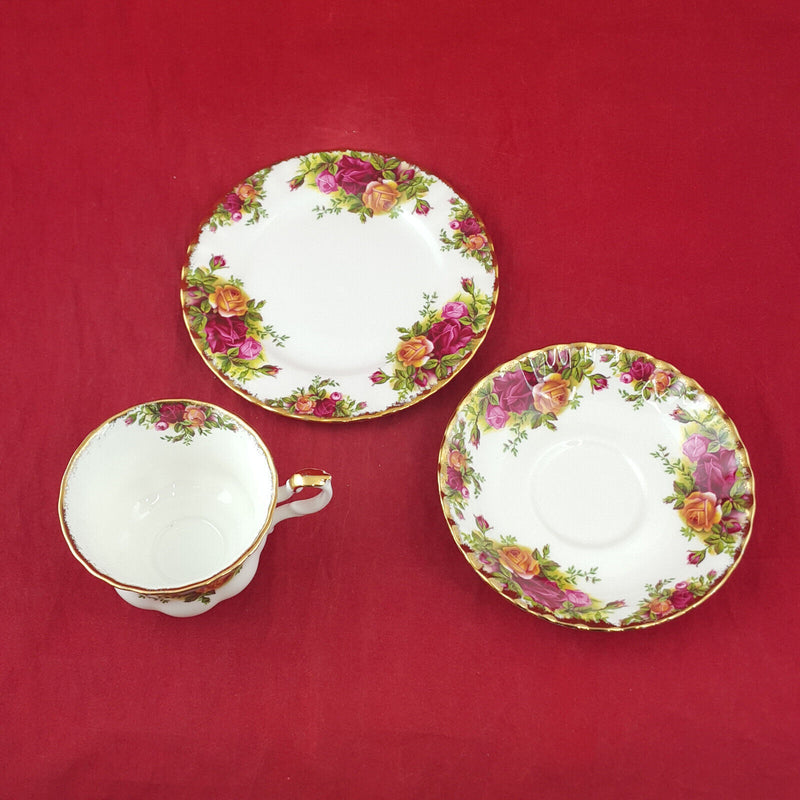 Royal Albert Old Country Roses - Trio Of Cup / Saucer / Plate - OP 2826