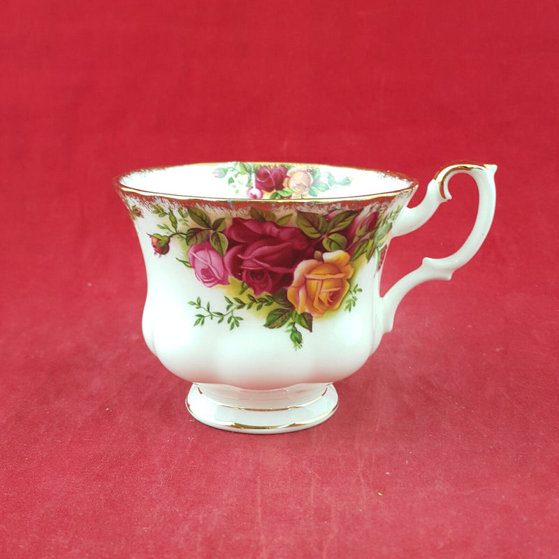 Royal Albert Old Country Roses - Trio Of Cup / Saucer / Plate - OP 2826