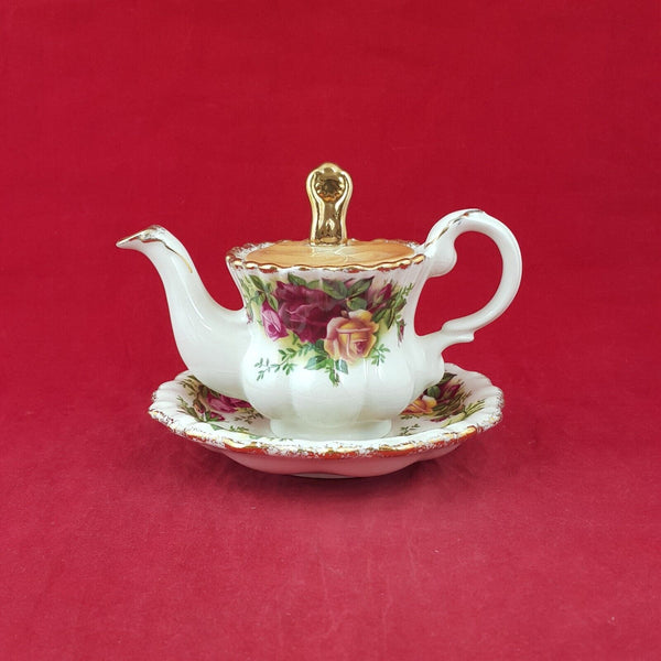 Royal Albert Old Country Roses Novelty Teapot With Saucer (Rare)- 8072 OA