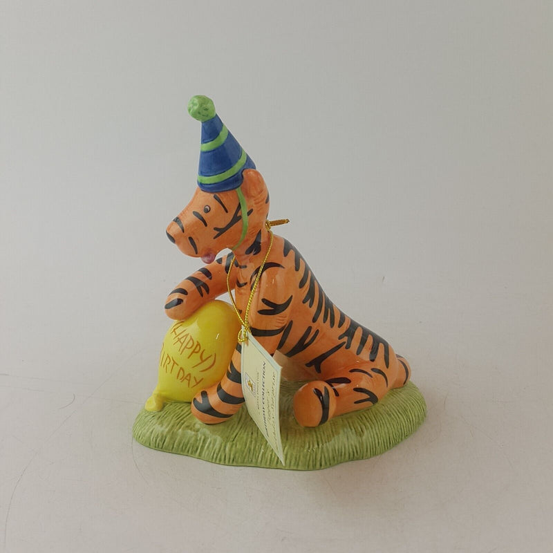 Royal Doulton Winnie The Pooh Tiggers Birthday Surprise WP65 - 8119 RD