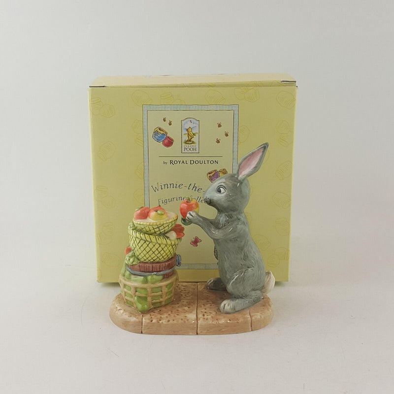 Royal Doulton Winnie The Pooh Rabbit's Harvest WP67 - 8121 RD