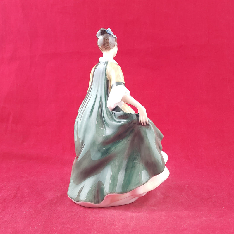 Royal Doulton Figurine - Elegance HN2264 - RD 3145