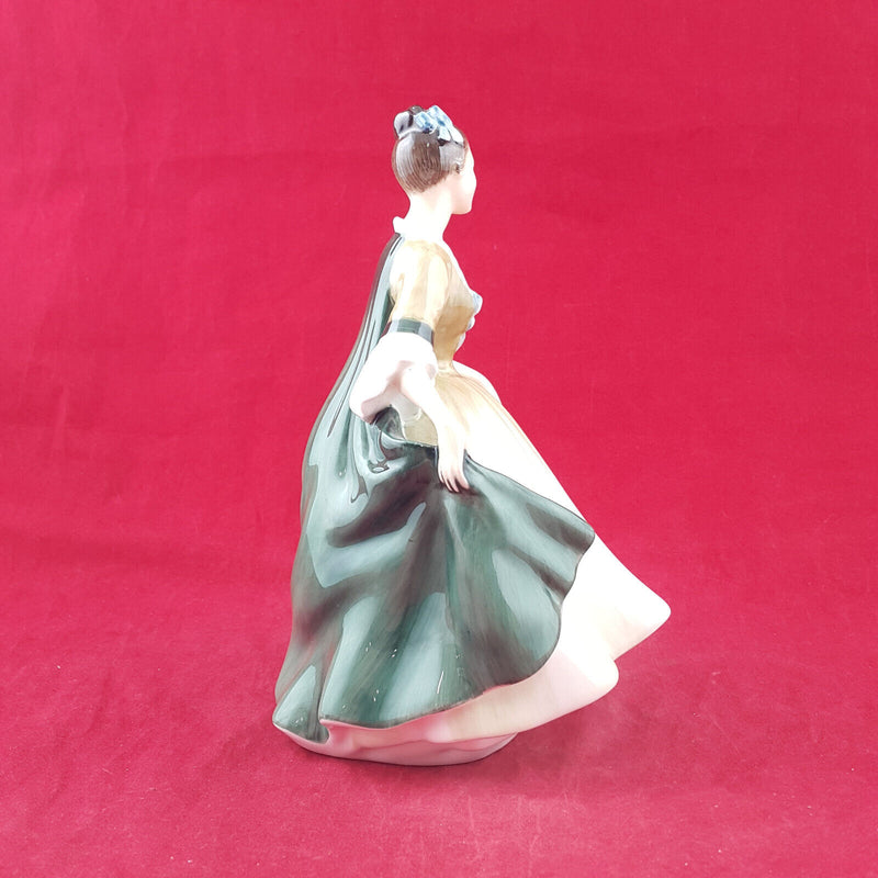 Royal Doulton Figurine - Elegance HN2264 - RD 3145