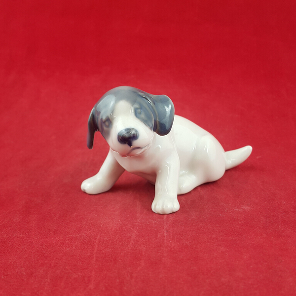 Royal Copenhagen Dogs - Pointer Puppy 1311 - RCH 2292