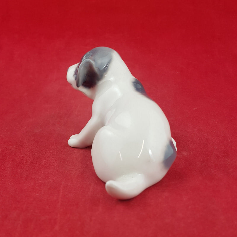 Royal Copenhagen Dogs - Pointer Puppy 1311 - RCH 2292