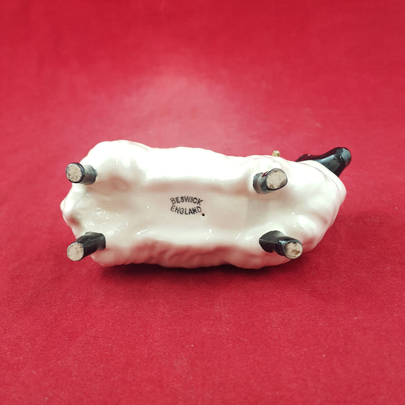 Beswick - Black Face Sheep / Ram 1765 - BSK 3208