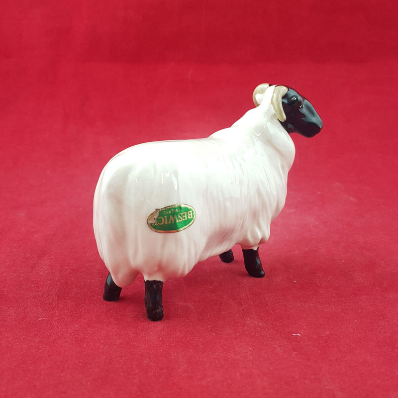 Beswick - Black Face Sheep / Ram 1765 - BSK 3208