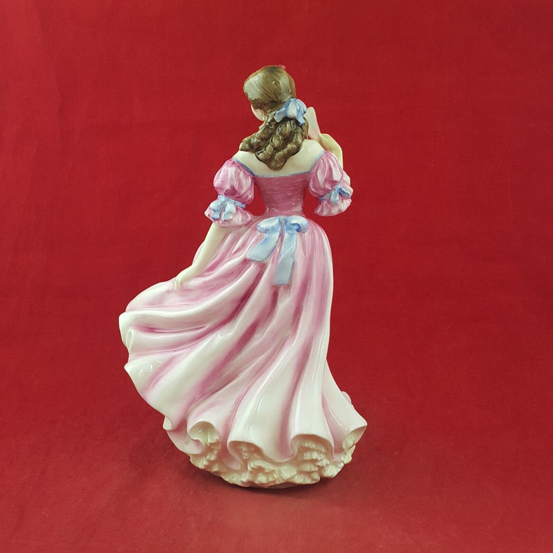 Royal Doulton Figurine HN3975 Lauren - 8622 RD