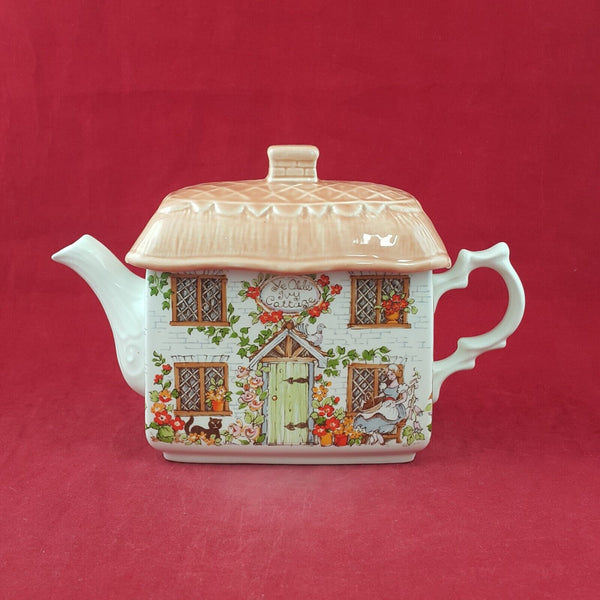 Vintage Sadler Ye Olde Candy Shoppe Novelty Teapot - 8636 O/A