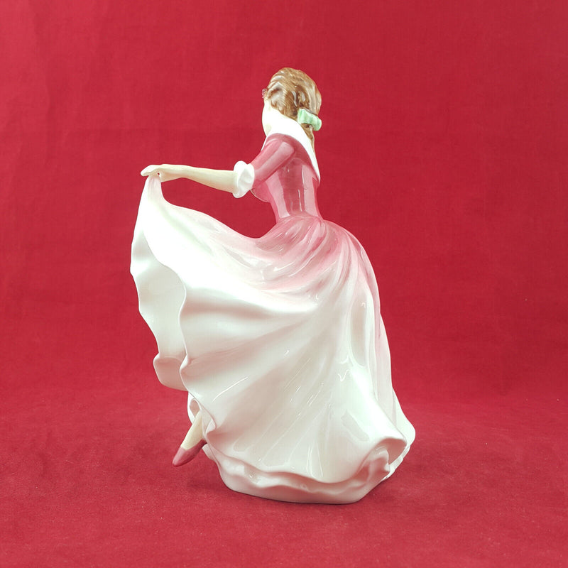 Royal Doulton Figurine - My Best Friend HN3011 – RD 3267