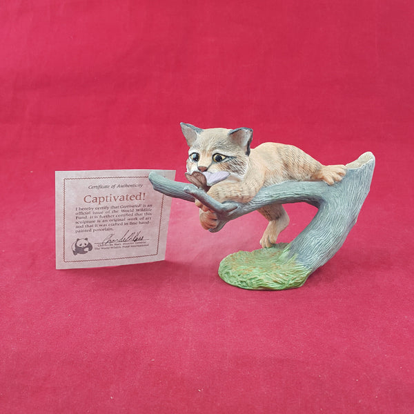 Franklin Mint Bisque Animal Figurine - Captivated! | Cat & Butterfly - OP 3306
