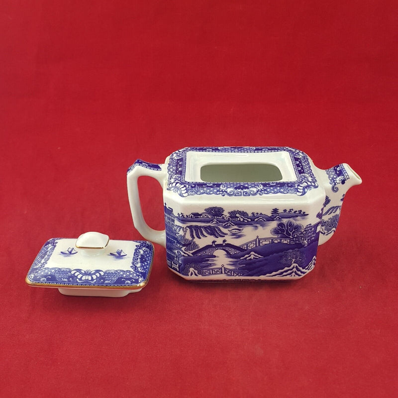 Ringtons By Wade Ceramics Blue And White Teapot - 8705 O/A