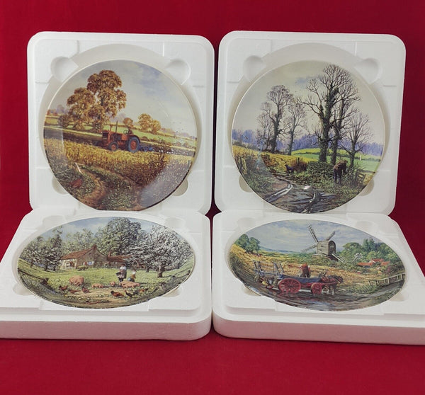 Wedgwood Queen's Ware The Four Seanons Set of Four Decorative Plates - 8752 WD