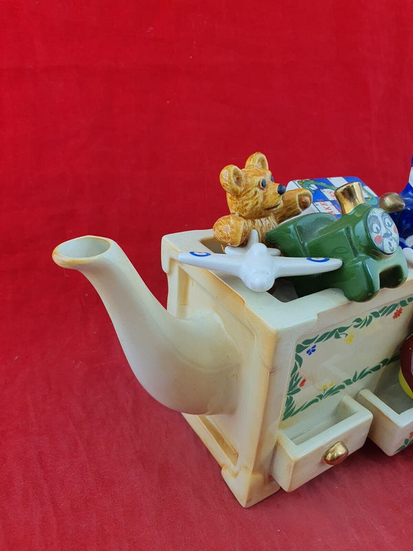 Vintage Toy Box Teapot Paul Cardew - 8753 O/A