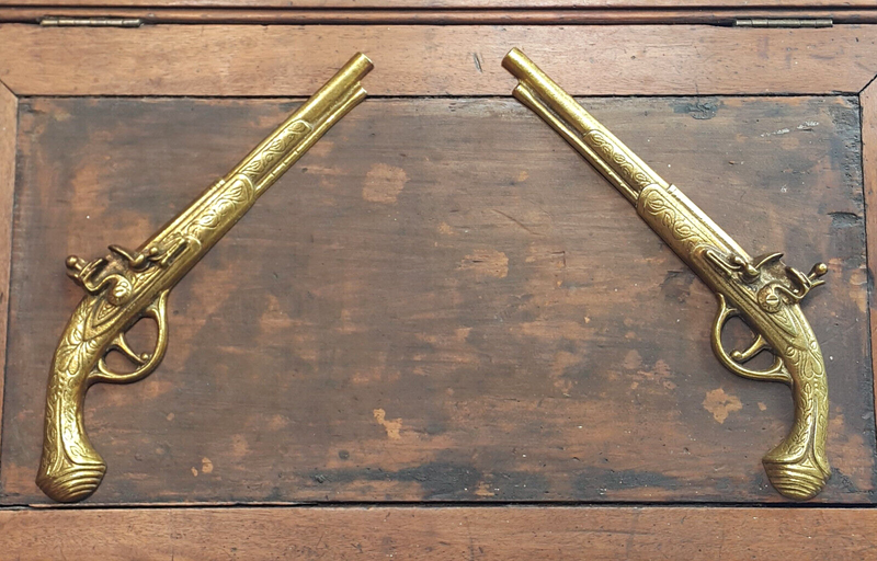 Pair Of Brass Decorative Duelling Pistols / Guns 33cm - OA 3282