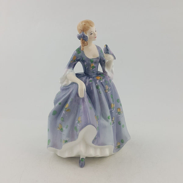 Royal Doulton Figurine HN2839 Nicola - 8804 RD