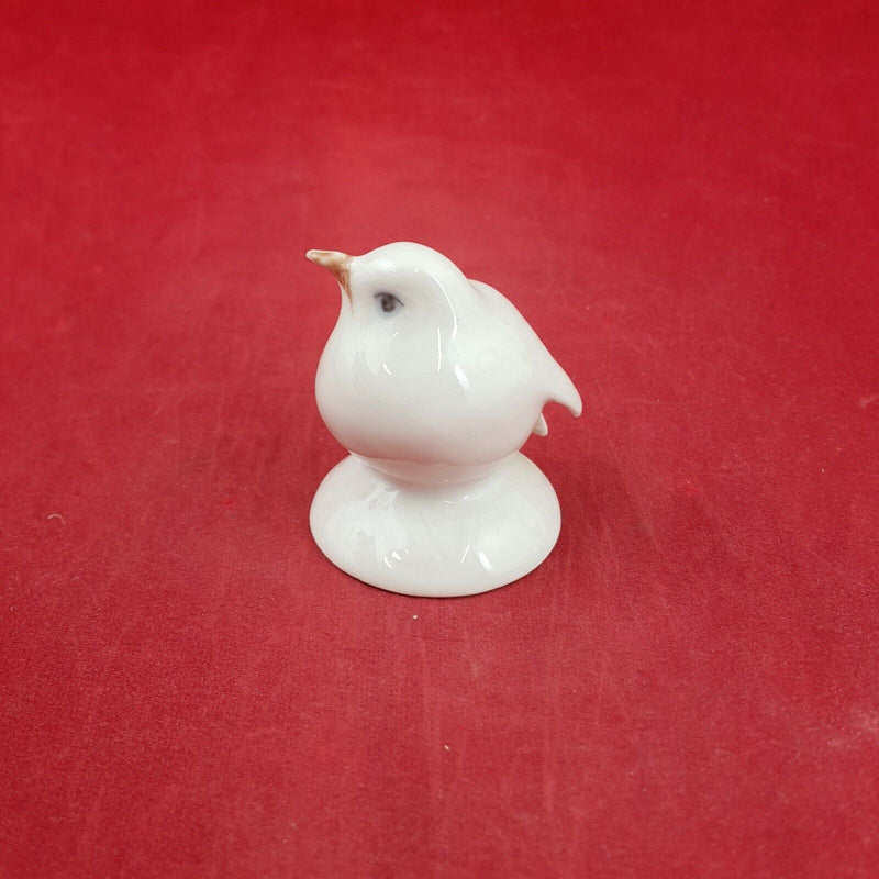 Royal Copenhagen 2238 Small White Robin Figurine - 7551 RCH