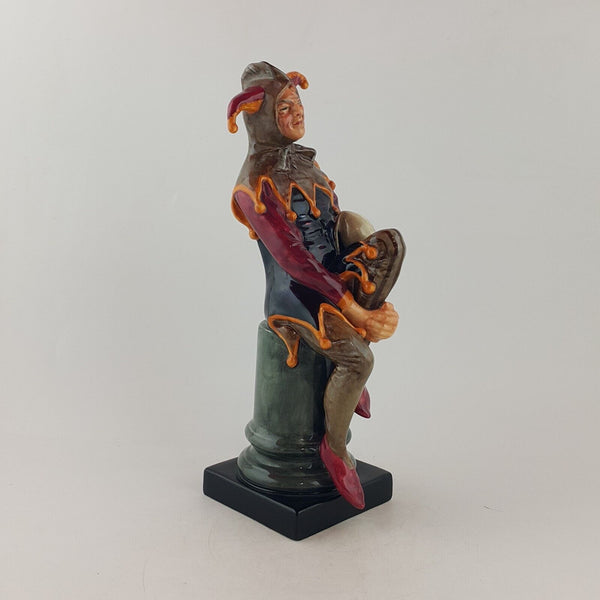 Royal Doulton Figurine HN2016 Jester - 8841 RD