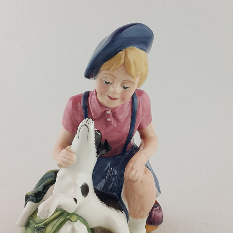 Royal Doulton Figurine HN3295 The Homecoming - 8842 RD