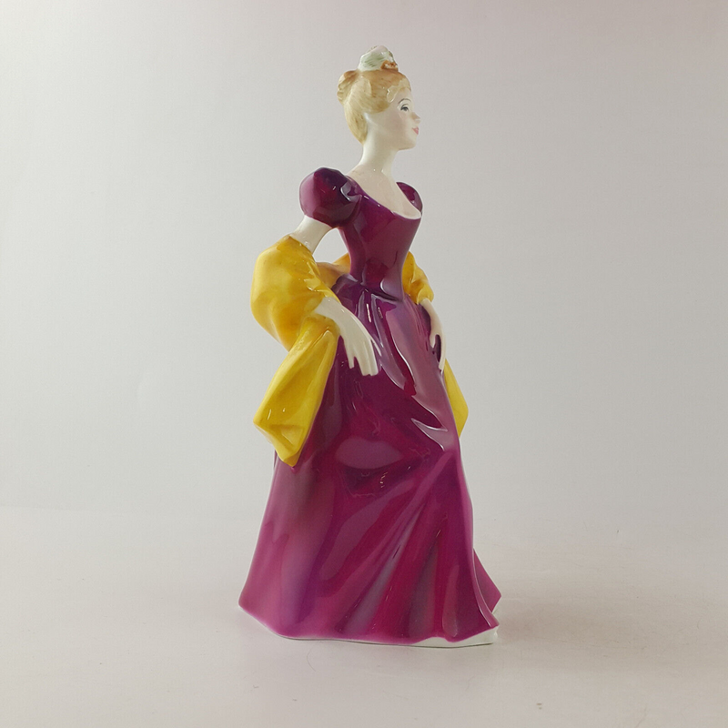 Royal Doulton Figurine - Loretta HN2337 – RD 3492