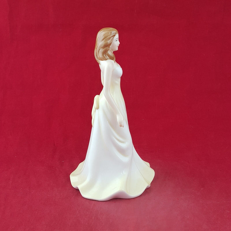 Royal Doulton Figurine HN4975 June Pearl - 8872 RD