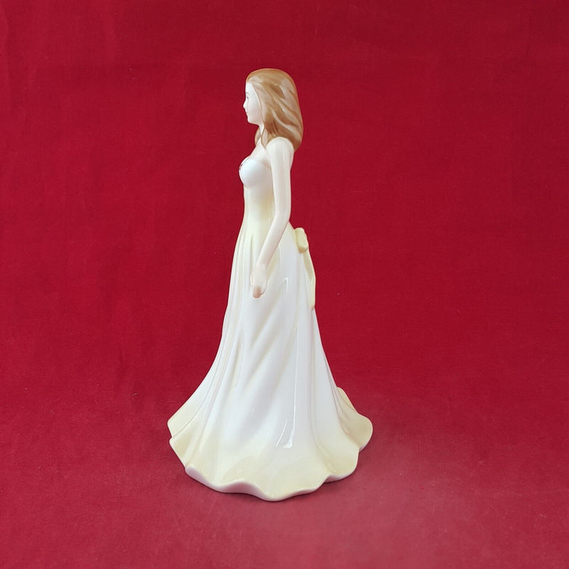 Royal Doulton Figurine HN4975 June Pearl - 8872 RD