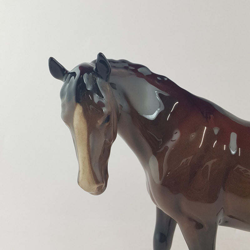 Beswick Horse Figurine 976 Mare (Facing Left) - 8895 BSK