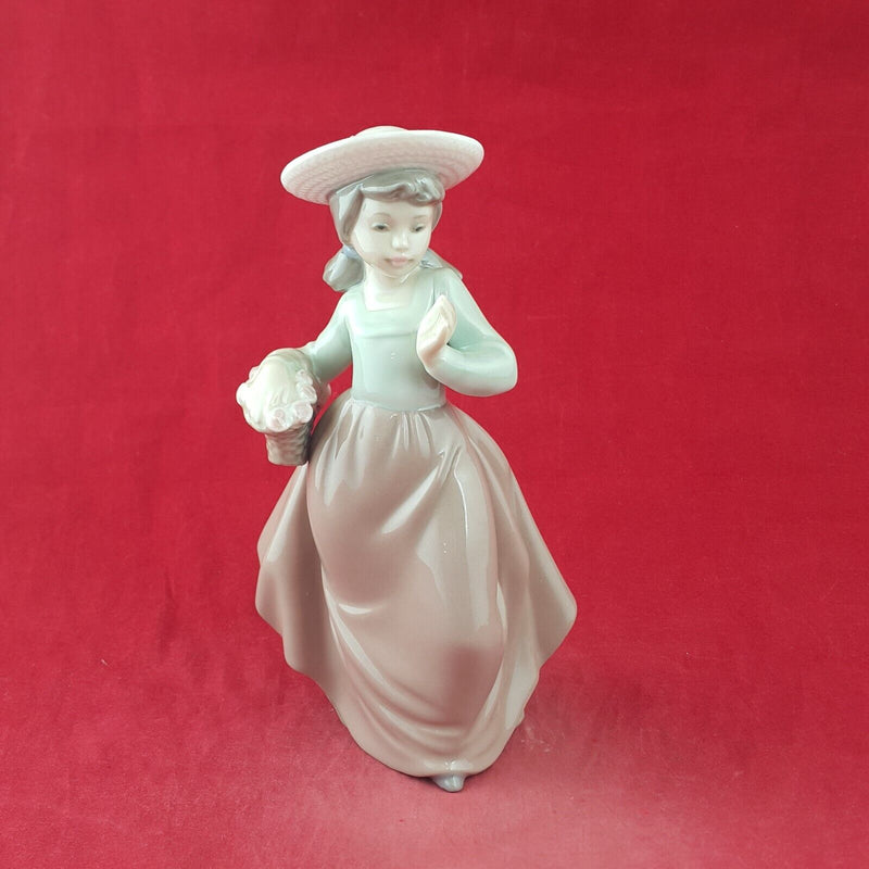 Nao by Lladro Porcelain Figurine 1505 Girl With Flower Basket - 8888 L/N