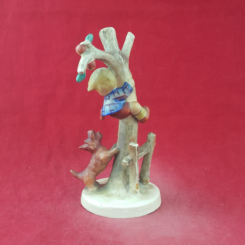 Goebel Hummel Figurine 56A A Boy In An Apple Tree - 8892 L/N