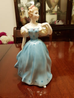 HN 2178 Royal Doulton Figure Enchantment