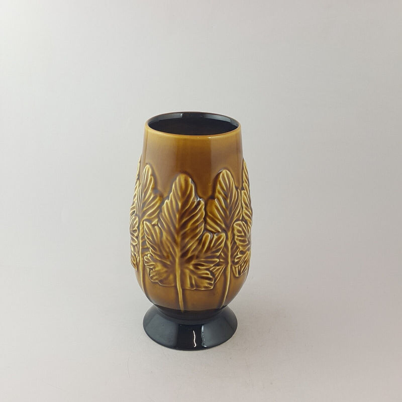 Sylvac - Vintage Vase 4206 - 8902 O/A